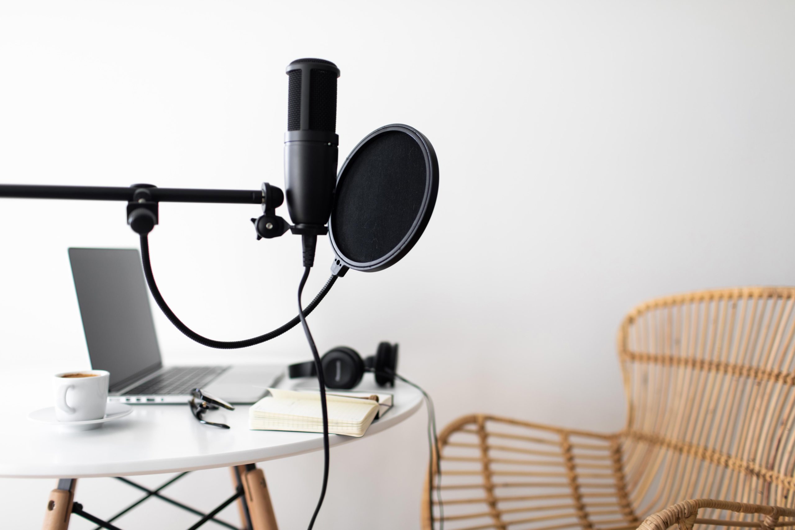 The 6 Personal Finance Podcasts You Should Be Listening To