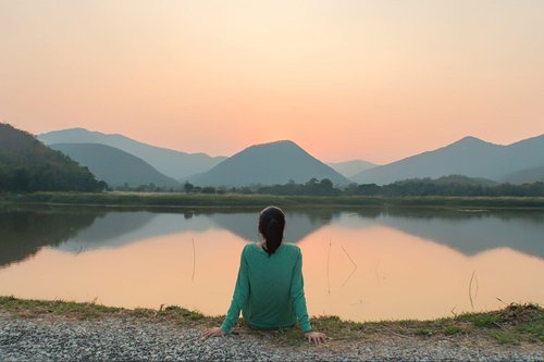 How Taking Solo Retreats Away from Work Benefits You and Your Business